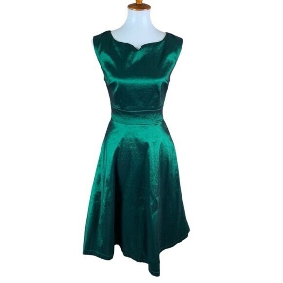 ModCloth‎ Emerald Green Fit And Flare Party Dress Sleeveless Back Zipper Size 2 - Picture 2 of 9